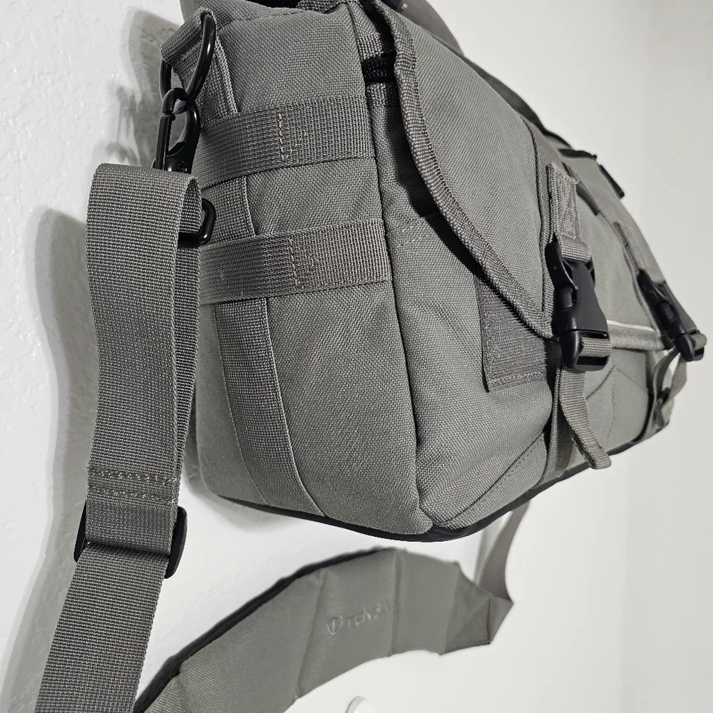 Tenba Camera Messenger Bag Gray Padded DSLR Gear Travel Bag Adjustable Strap
